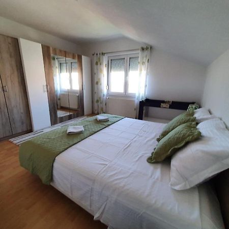 זאדאר Apartman Laura מראה חיצוני תמונה